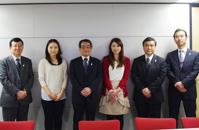 写真左から
中央日本土地建物グループ株式会社
経営管理本部 財務部 次長 矢野様
経営管理本部 財務部 鶴巻様
常務執行役員 経営管理本部 財務部・情報システム部担当 澤田様
経営管理本部 財務部 江森様
執行役員 経営管理本部 財務部長 長谷川様
経営管理本部 財務部 次長 槌矢様